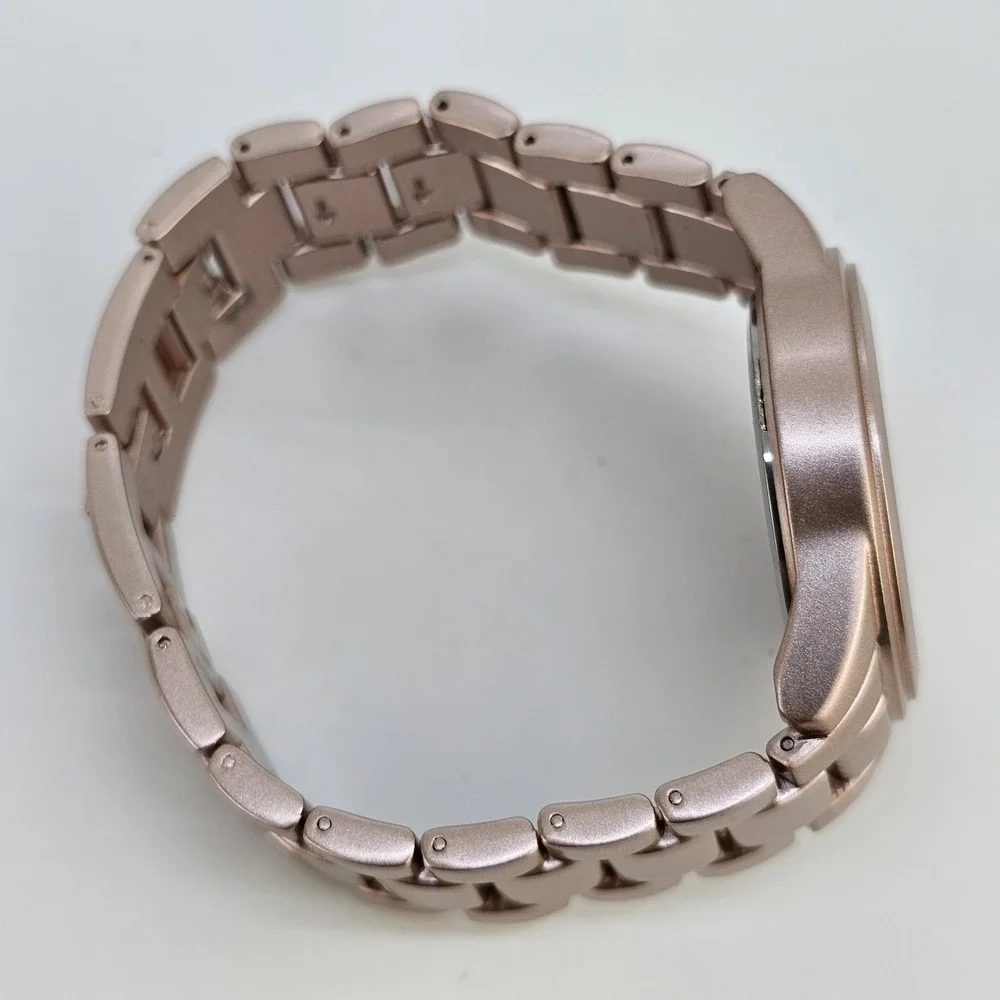Men's‎ Watch 40MM White Dial Light Gold Bracelet Band 7.25